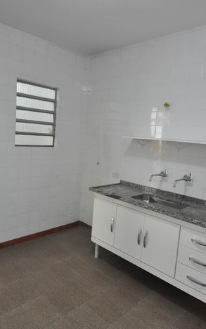 Casa à venda com 300m², 4 quartos e 2 vagasCozinha - Edícula