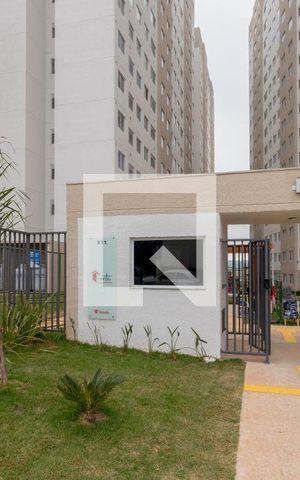 Apartamento para alugar com 34m², 2 quartos e sem vaga Apartamento para alugar com 34m², 2 quartos e sem vagaFachada e portaria