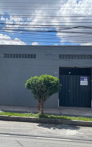 Casa à venda com 360m², 6 quartos e 3 vagas Casa à venda com 360m², 6 quartos e 3 vagasPlaca Instalada no dia 28-04-2026 com o codiggo RXDE-84