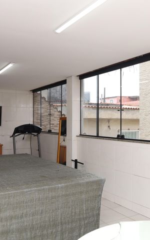 Casa para alugar com 300m², 6 quartos e 3 vagasSalão