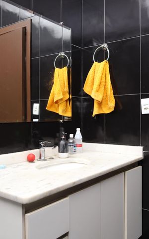 Casa para alugar com 300m², 6 quartos e 3 vagasBanheiro 3 - Suíte (Quarto 3)