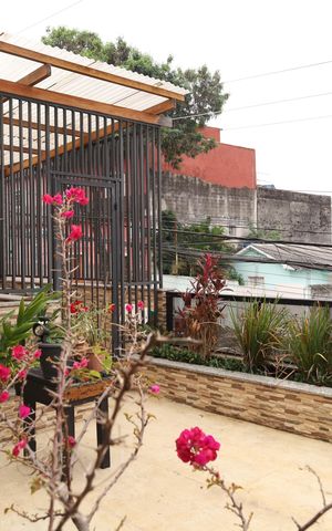 Casa para alugar com 300m², 6 quartos e 3 vagasVaranda