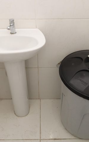 Casa para alugar com 300m², 6 quartos e 3 vagasBanheiro 5