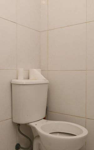 Casa para alugar com 300m², 6 quartos e 3 vagasBanheiro 4
