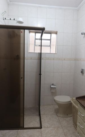 Casa à venda com 133m², 3 quartos e 2 vagasBanheiro de cima