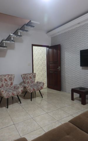 Casa à venda com 133m², 3 quartos e 2 vagasSala