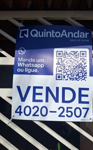 Casa à venda com 240m², 3 quartos e 2 vagas