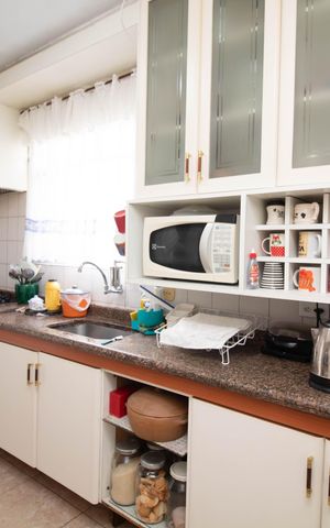 Casa à venda com 240m², 3 quartos e 2 vagas Casa à venda com 240m², 3 quartos e 2 vagasCozinha