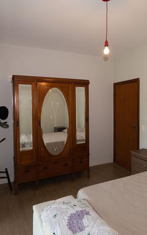 Casa de condomínio à venda com 480m², 5 quartos e 10 vagas Casa de condomínio à venda com 480m², 5 quartos e 10 vagasQuarto 1