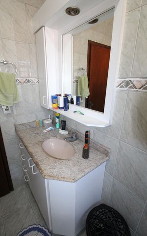 Casa para alugar com 200m², 4 quartos e 2 vagasBanheiro 1 