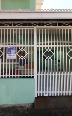 Casa para alugar com 200m², 4 quartos e 2 vagasPlaquinha