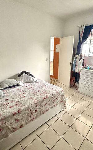 Casa à venda com 125m², 5 quartos e 2 vagas Casa à venda com 125m², 5 quartos e 2 vagasQuarto 1