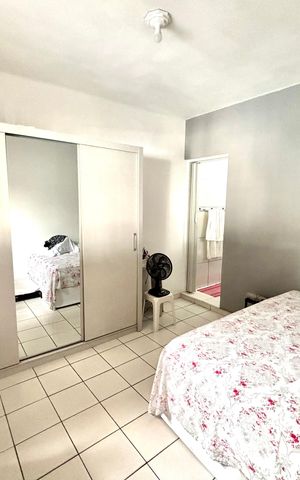 Casa à venda com 125m², 5 quartos e 2 vagas Casa à venda com 125m², 5 quartos e 2 vagasQaurto 1