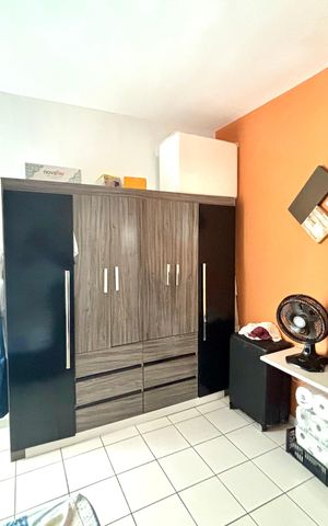 Casa à venda com 125m², 5 quartos e 2 vagas Casa à venda com 125m², 5 quartos e 2 vagasQuarto 2