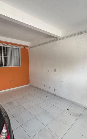 Casa à venda com 125m², 5 quartos e 2 vagas Casa à venda com 125m², 5 quartos e 2 vagasGaragem