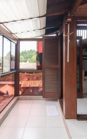 Casa à venda com 288m², 4 quartos e 4 vagas Casa à venda com 288m², 4 quartos e 4 vagasVaranda do Quarto 3