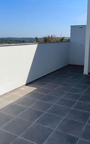 Apartamento para alugar com 96m², 2 quartos e 1 vaga