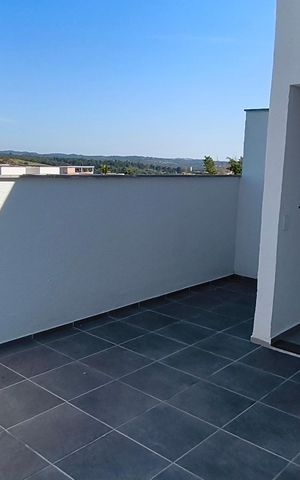 Apartamento para alugar com 96m², 2 quartos e 1 vaga