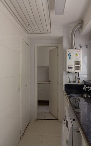 Apartamento à venda com 137m², 3 quartos e 2 vagasÁrea de Serviço