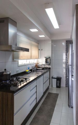 Apartamento à venda com 137m², 3 quartos e 2 vagasCozinha