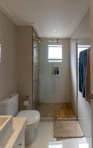 Apartamento à venda com 137m², 3 quartos e 2 vagasBanheiro do Quarto 2 suíte 