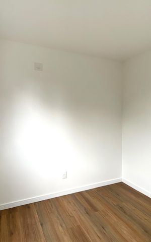 Apartamento à venda com 73m², 3 quartos e 2 vagas Apartamento à venda com 73m², 3 quartos e 2 vagasSemi suite 1