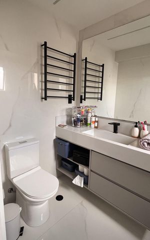 Apartamento à venda com 117m², 4 quartos e 2 vagas Apartamento à venda com 117m², 4 quartos e 2 vagasBanheiro