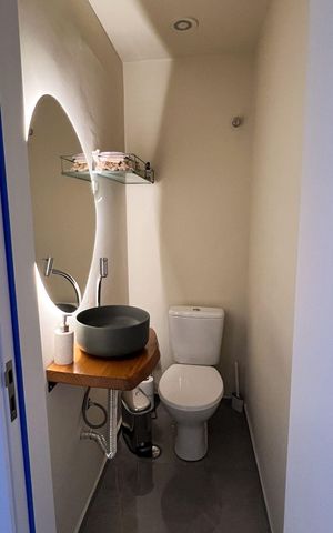 Apartamento à venda com 117m², 4 quartos e 2 vagas Apartamento à venda com 117m², 4 quartos e 2 vagasBanheiro 2