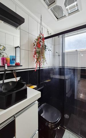 Apartamento à venda com 63m², 2 quartos e 1 vaga Apartamento à venda com 63m², 2 quartos e 1 vagaBanheiro de serviço