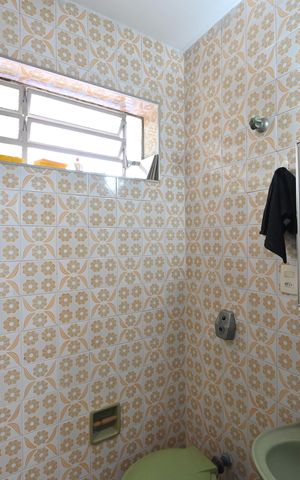 Casa à venda com 332m², 4 quartos e 4 vagasBanheiro da Piscina/Churrasqueira