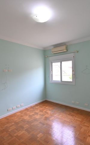 Casa à venda com 332m², 4 quartos e 4 vagasQuarto 3