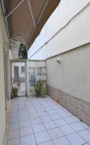 Casa à venda com 332m², 4 quartos e 4 vagasCorredor