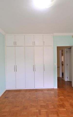 Casa à venda com 332m², 4 quartos e 4 vagasQuarto 3