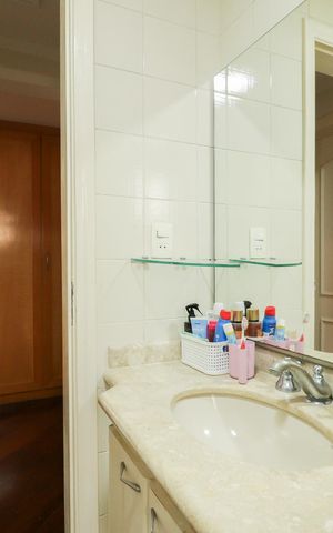 Apartamento à venda com 134m², 3 quartos e 2 vagasBanheiro Social