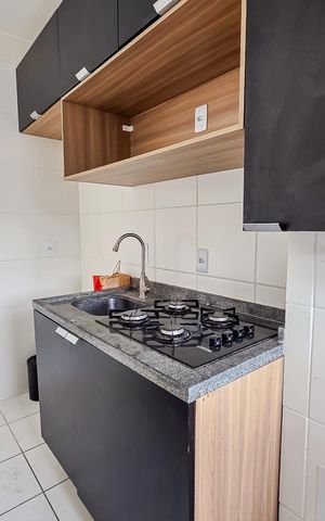 Apartamento à venda com 54m², 2 quartos e 1 vaga Apartamento à venda com 54m², 2 quartos e 1 vagaCozinha e Área de Serviço