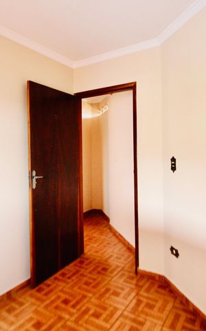 Casa à venda com 145m², 4 quartos e 4 vagas Casa à venda com 145m², 4 quartos e 4 vagasQuarto 3