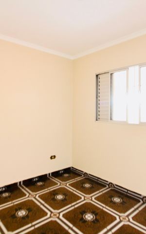 Casa à venda com 145m², 4 quartos e 4 vagas Casa à venda com 145m², 4 quartos e 4 vagasSala
