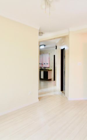 Casa à venda com 145m², 4 quartos e 4 vagas Casa à venda com 145m², 4 quartos e 4 vagasSala
