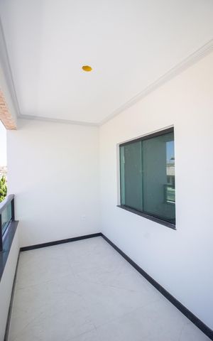 Casa à venda com 240m², 4 quartos e 2 vagas Casa à venda com 240m², 4 quartos e 2 vagasVaranda da Suíte