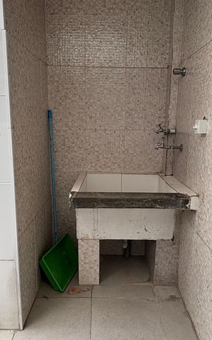 Casa à venda com 180m², 5 quartos e 4 vagas Casa à venda com 180m², 5 quartos e 4 vagasÁrea de Serviço