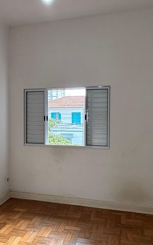 Casa à venda com 180m², 5 quartos e 4 vagas Casa à venda com 180m², 5 quartos e 4 vagasQuarto 2