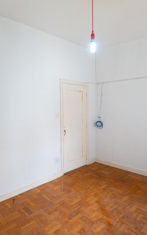Casa à venda com 180m², 3 quartos e 4 vagas Casa à venda com 180m², 3 quartos e 4 vagasSuite