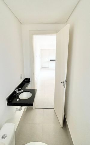 Apartamento à venda com 43m², 2 quartos e sem vaga Apartamento à venda com 43m², 2 quartos e sem vagaBanheiro
