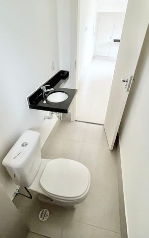 Apartamento à venda com 43m², 2 quartos e sem vaga Apartamento à venda com 43m², 2 quartos e sem vagaBanheiro