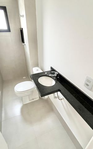 Apartamento à venda com 43m², 2 quartos e sem vaga Apartamento à venda com 43m², 2 quartos e sem vagaBanheiro
