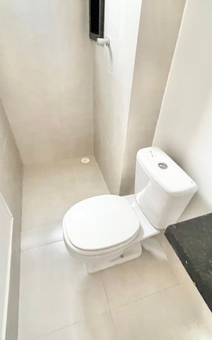 Apartamento à venda com 43m², 2 quartos e sem vaga Apartamento à venda com 43m², 2 quartos e sem vagaBanheiro