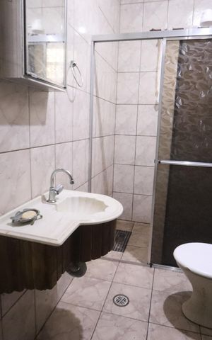 Casa à venda com 199m², 4 quartos e 2 vagasBanheiro