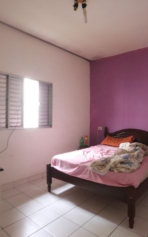 Casa à venda com 199m², 4 quartos e 2 vagasQuarto - Casa 2