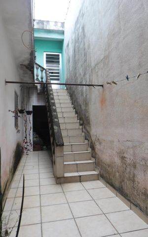 Casa à venda com 199m², 4 quartos e 2 vagasAcesso casa 2