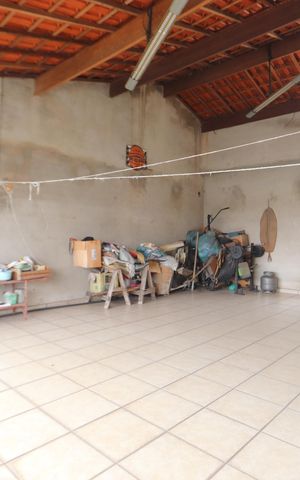 Casa à venda com 199m², 4 quartos e 2 vagasVaranda - Casa 2